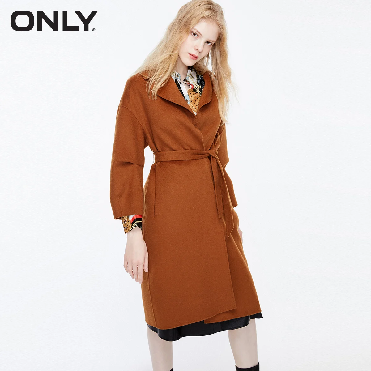 Только женское осеннее длинное шерстяное пальто на шнуровке | 11834S528 - Цвет: GLAZED GINGER