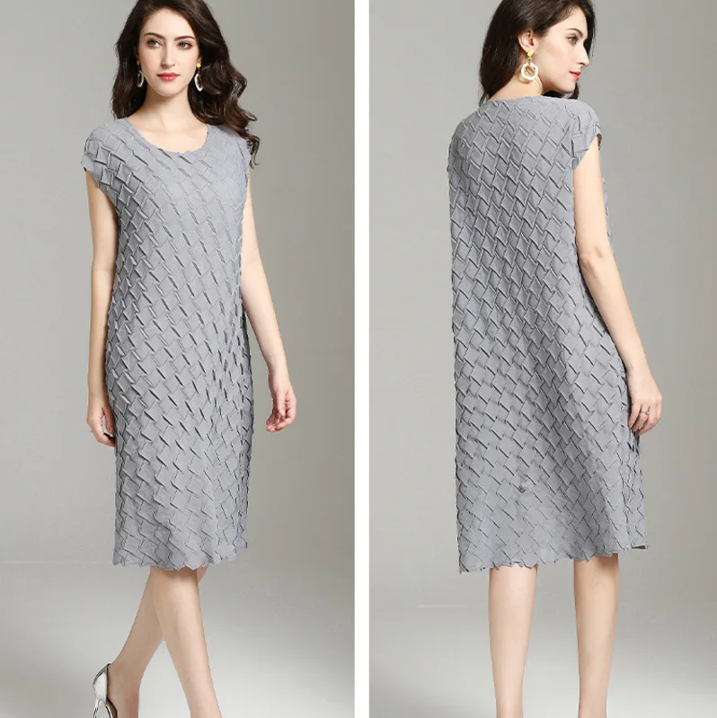 Fashion Tide Summer Fashion New Pleated Clothes For Women Short Sleeve Round Neck Loose Elastic Dresses Pop Nice NA911