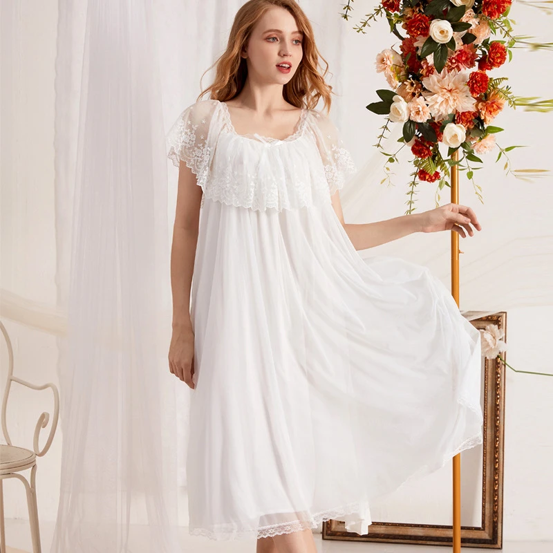 Chemise De Nuit Blanche A Manches Courtes Pour Femmes Vetements De Nuit De Princesse Decoratifs En Dentelle Sexy Et Doux Robe De Demoiselle D Honneur Nouvelle Collection Aliexpress