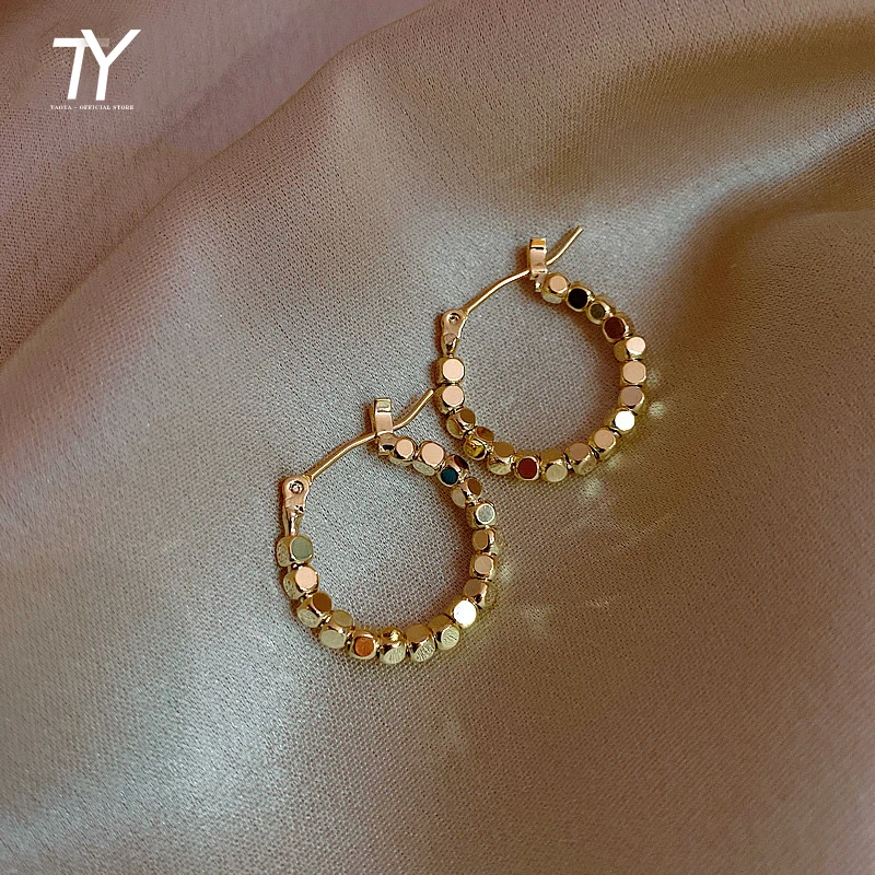 

2020 New HIP-HOOP Earrings made of small metal squares fashion Korean women jewelry Halloween party unusual girl's sexy Earrings