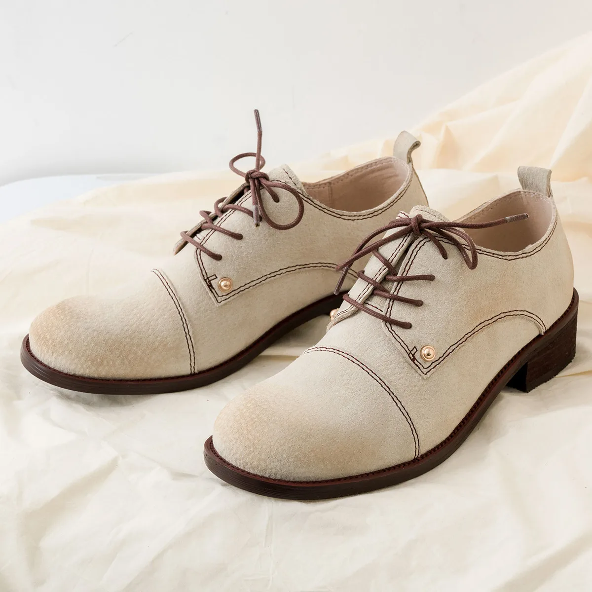 

Women's genuine leather lace-up flats oxfords brand designer leisure espadrilles rivet british style casual footwear shoes sale
