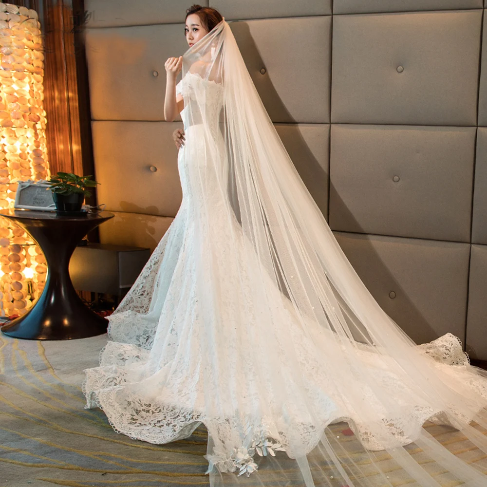 Lace Mermaid Wedding Dress with Veil 