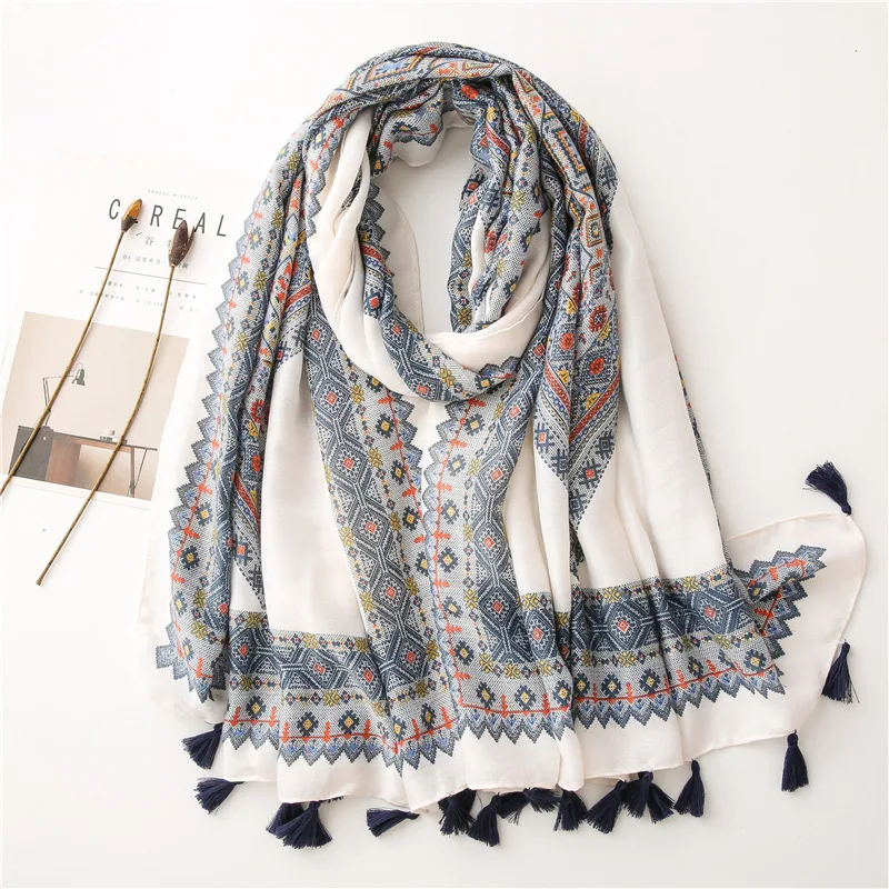 2023 Autumn Fashion Aztec Ethnic Geometric Tassel Viscose Shawl Scarf High Quality Wrap Pashmina Stole Bufandas Muslim Hijab Cap