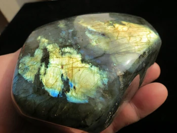 

+++---411+++natural rainbow fire labradorite mineral original quartz crystal tibetan