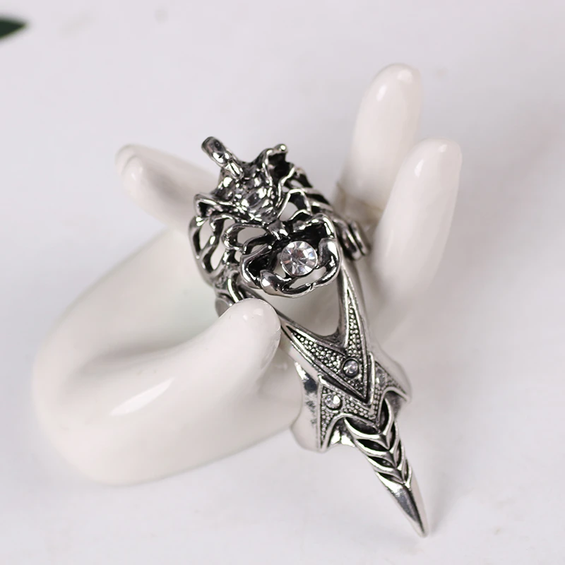 Gothic Dragon Skull Joint Claw Ring Steampunk Pearl Rhinestone Ring Statement Men&rsquo;S Gift Cool Party Jewelry finger ring badminton t shirt