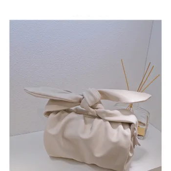 

Cowhide Leather Pleated Lunch Bag Bunny ears Barrel Bag with Bow Hand Holding Cloud Bag Luxury Brand Dumpling Bag