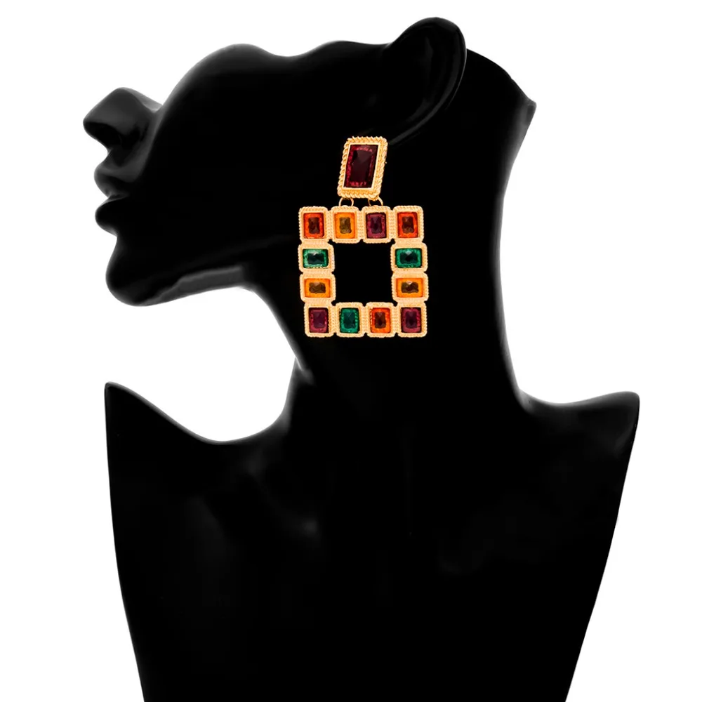 CDX90628916_0330381292193570045