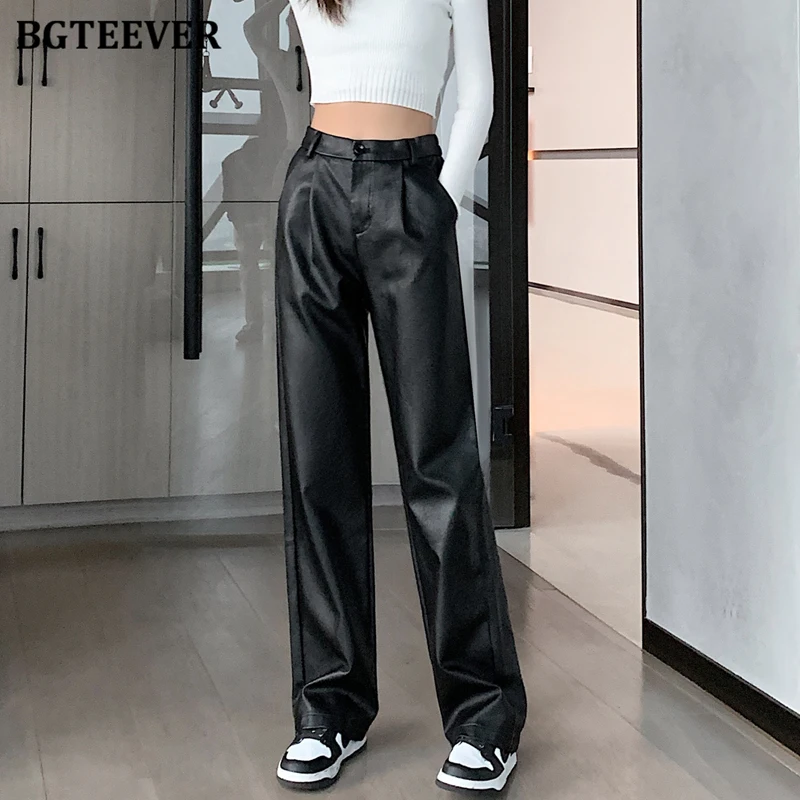Imitation leather trousers  Black  Ladies  HM IN