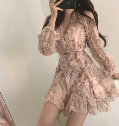 Women Mini Dress 2020 Spring New V-neck Floral Chiffon Dress High Waist Flare Sleeve Female Dress Women Mini Dress 2020 Spring New V-neck Floral Chiffon Dress High Waist Flare Sleeve Female Dress