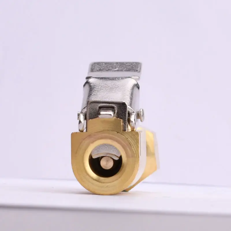 

3/4 NPT Hex Brass Tire Chuck Valve Cover Wheel Air Inflator Pump Clip Connector