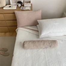 Estilo coreano simples algodão em linha reta quilt acolchoado com capa de cama de urso tapete de proteção tatami conjunto de três peças