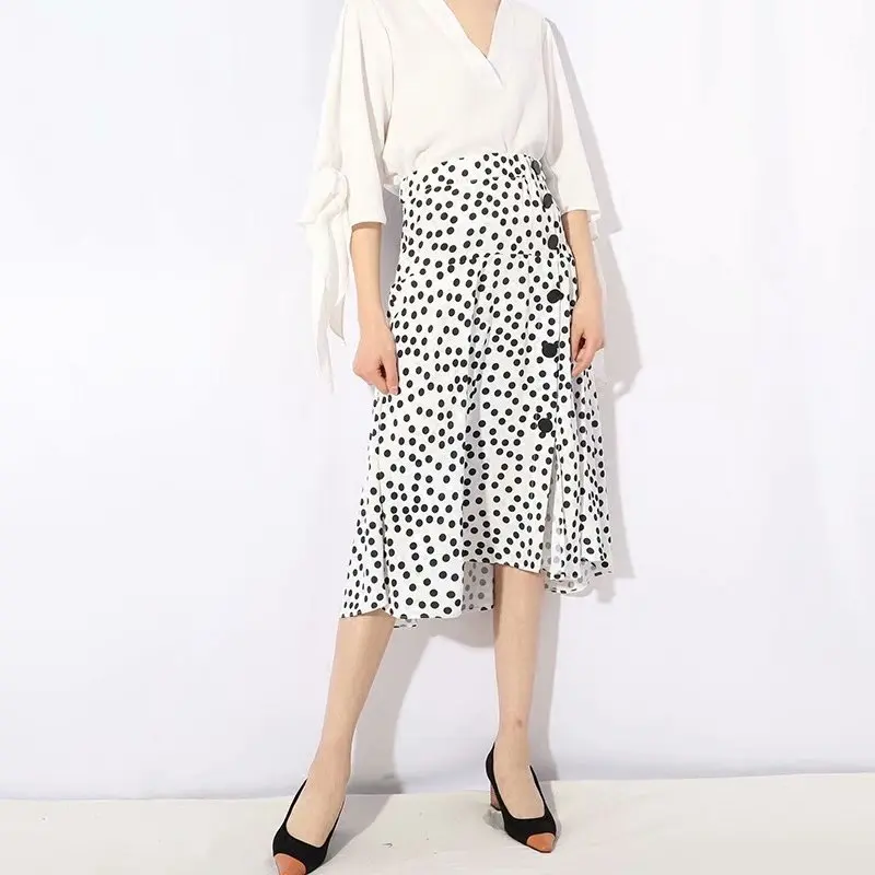 

Women's Polka Dot Skirt Single Row Button Splitter A-Line Skirts
