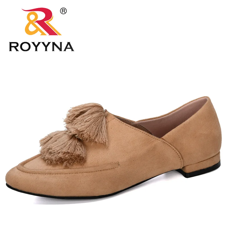 

ROYYNA 2019 New Designer Popular Women Round-Toe Mothers Shoes Lower-Heeled Working Single Dress Shoes Flock Slip-On Boat Shoes