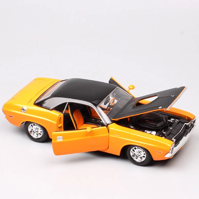 1:24 модель Maisto классический старый 1970 Dodge Challenger RT мускул автомобиль литье под давлением модель игрушки Спортивные Гонки Авто подарок миниатюрная коллекционная