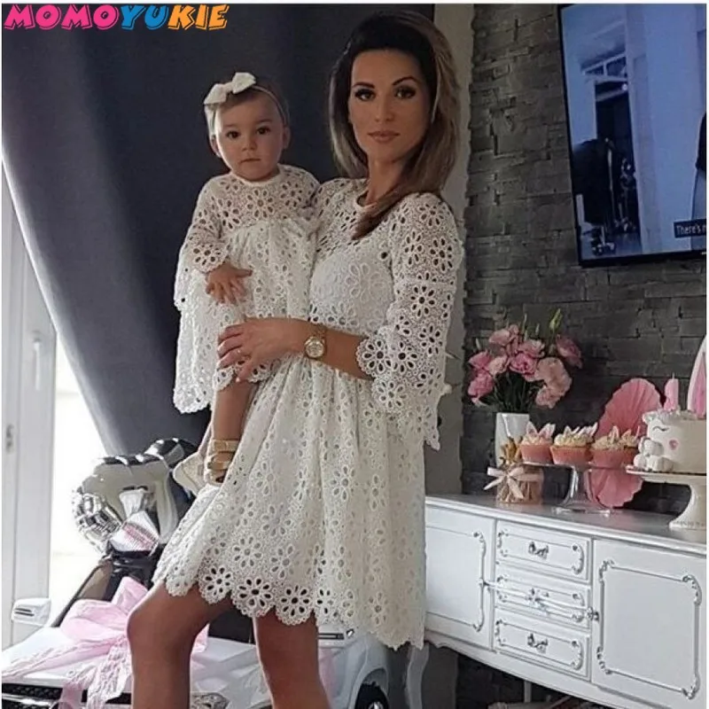 Модная семейная одежда платья для мамы и дочки женское цветочное кружевное