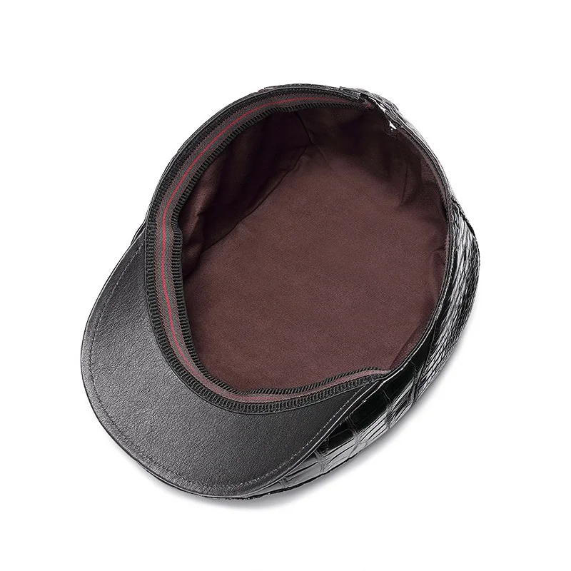 Рисунок 6 - Кепка из натуральной крокодиловой кожи для мужчин