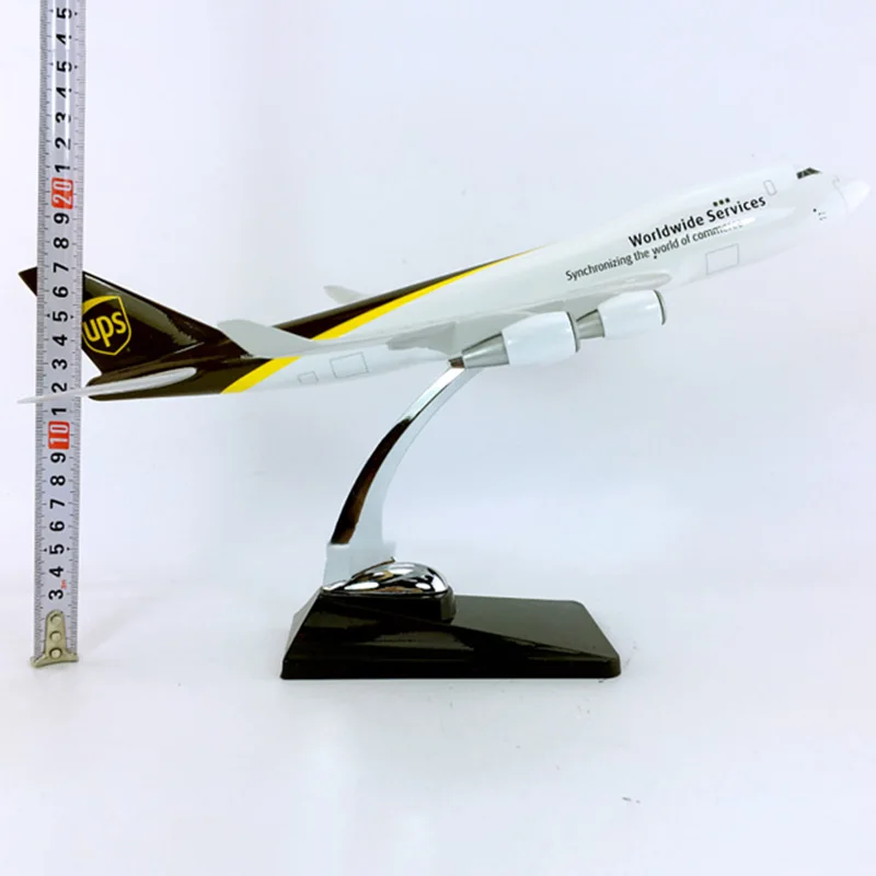 36 см 1/195 Boeing B747-400 модель UPS мировой сервис авиалиний шасси W базовый сплав самолет детский подарок самолет дисплей игрушка