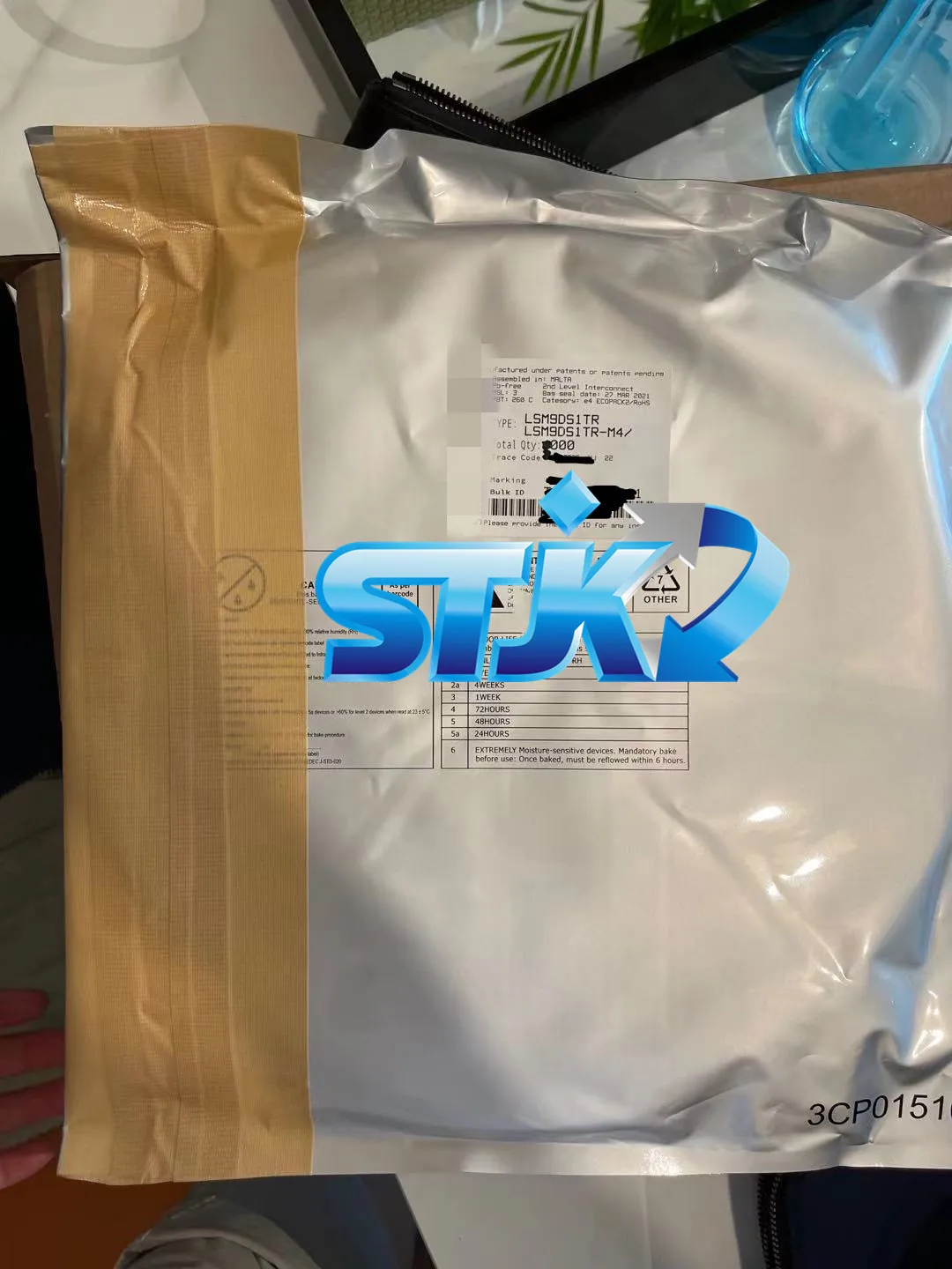 

LSM9DS1TR LGA 2021 Новый и оригинальный