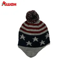 Шапка с помпоном серая In Extenso