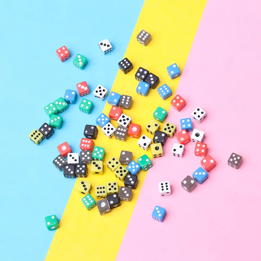 Colorful 6 Sided Portable Table Games Dice 5mm Acrylic Round Corner Board Game Dice Party Gambling Game Cubes Digital 50Pcs