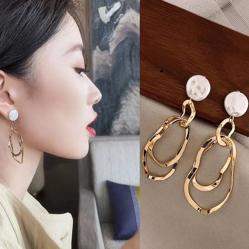 

New Korean Fashion Silver Ear Needle Shell Pearl Irregular Geometric Earrings Minimalist Wind Small Fresh Wild Earrings Jewelry