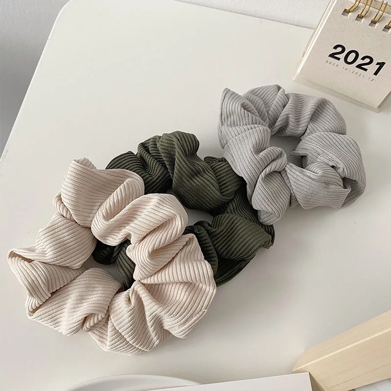 2022 New Knitted Hair Scrunchie Headband for Women Solid Color Velvet Elastic Hair Bands Rings Girls Hair Accessories Headwear designer hair clips