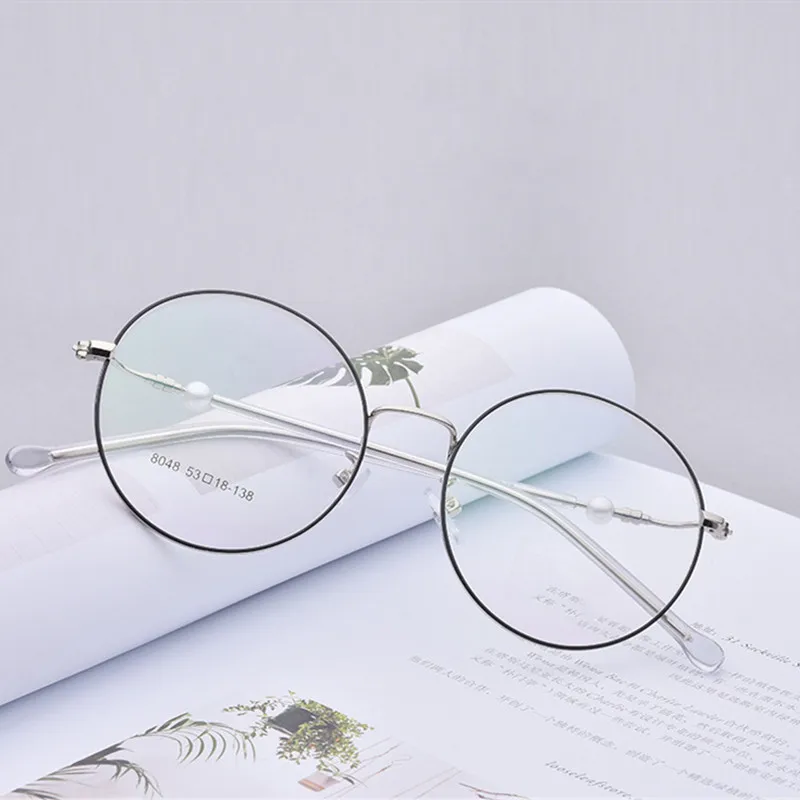 

OEYEYEO New Men's Fashion Ultra Light Retro Spectacle Frame Ladies Fresh And Artistic Temperament Pearl Temples Eyeglasses