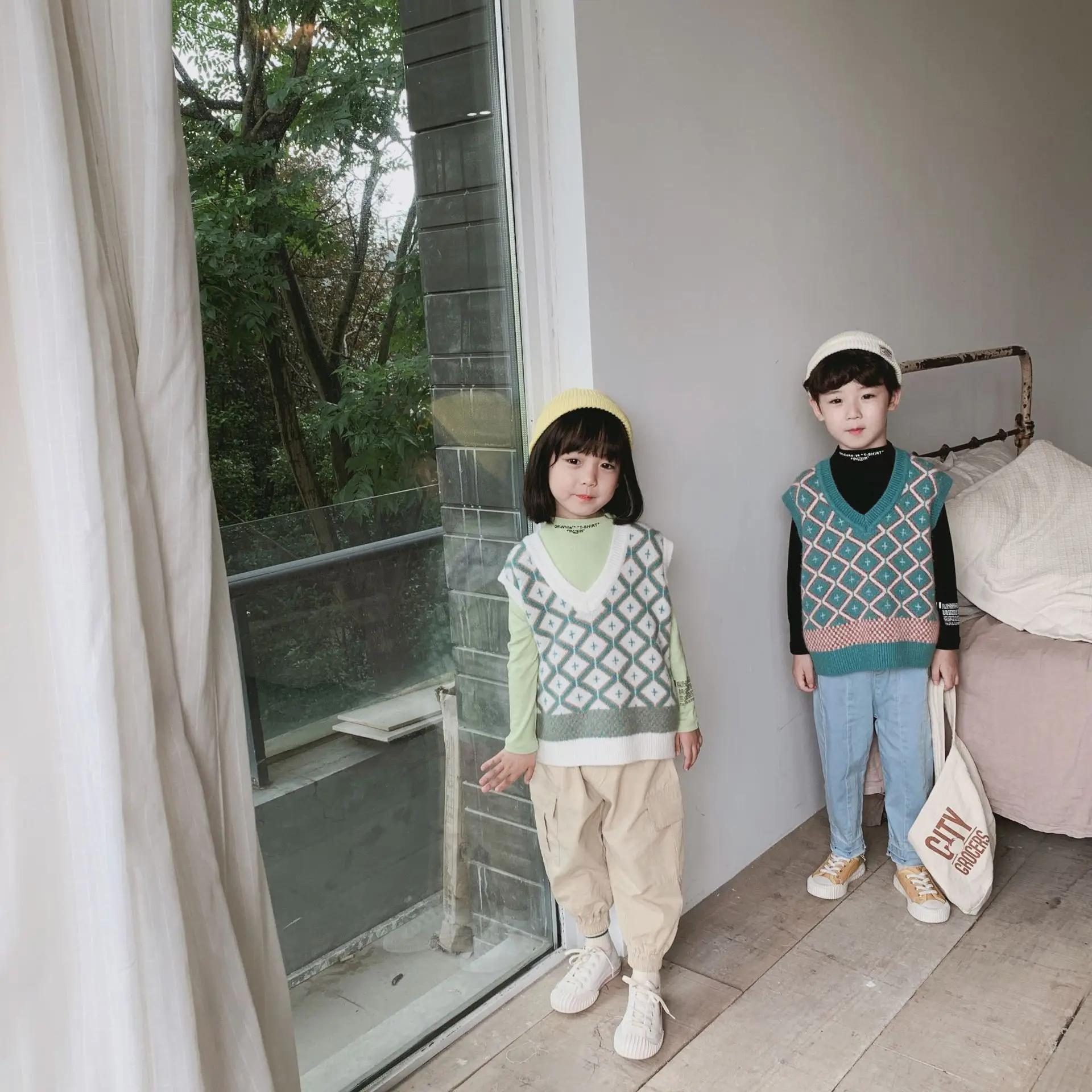 Autumn New Style Kids' Sweater Waistcoat Dehaired Angora Core-Spun Yarn Vest Baby Rhombus Sweater Waistcoat Korean