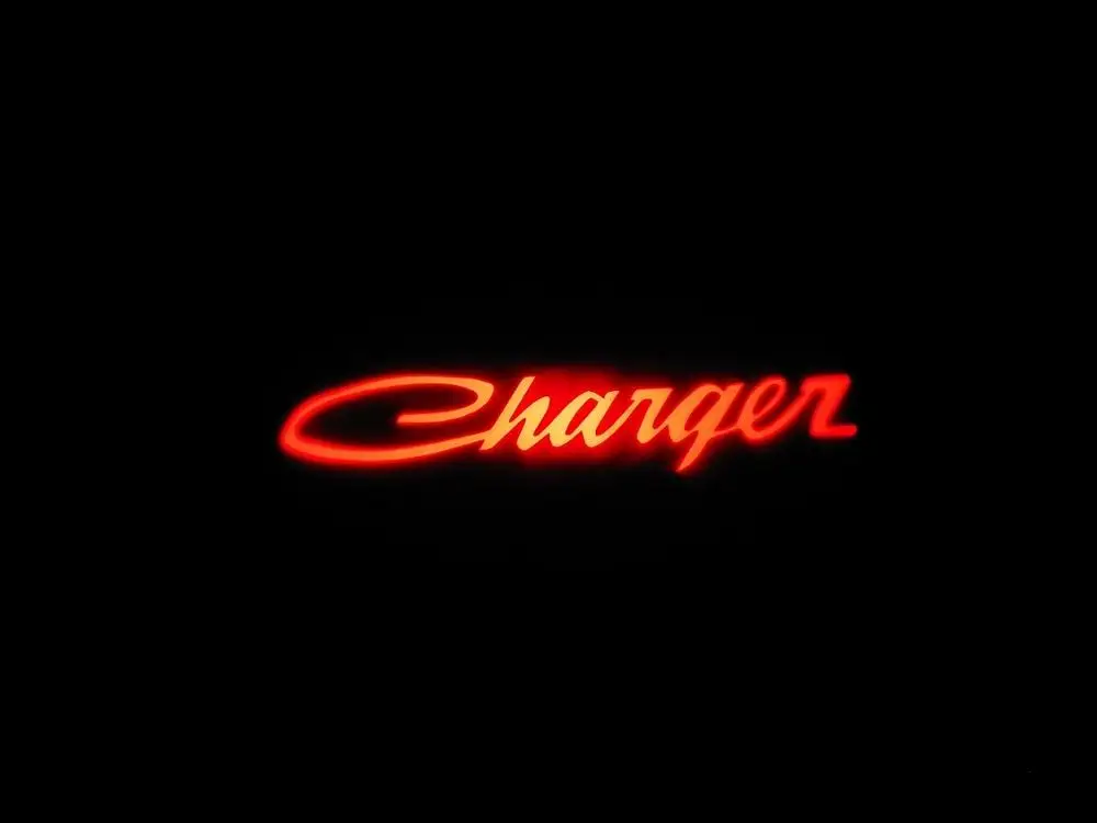 B15 YY High Clear без выцветания для Dodge charger Avenger Magnum SRT R/T светодиодный автомобиль Добро пожаловать лампа освещения салона автомобиля дверь логотип Лазерная лампа 2006 - Испускаемый цвет: B15