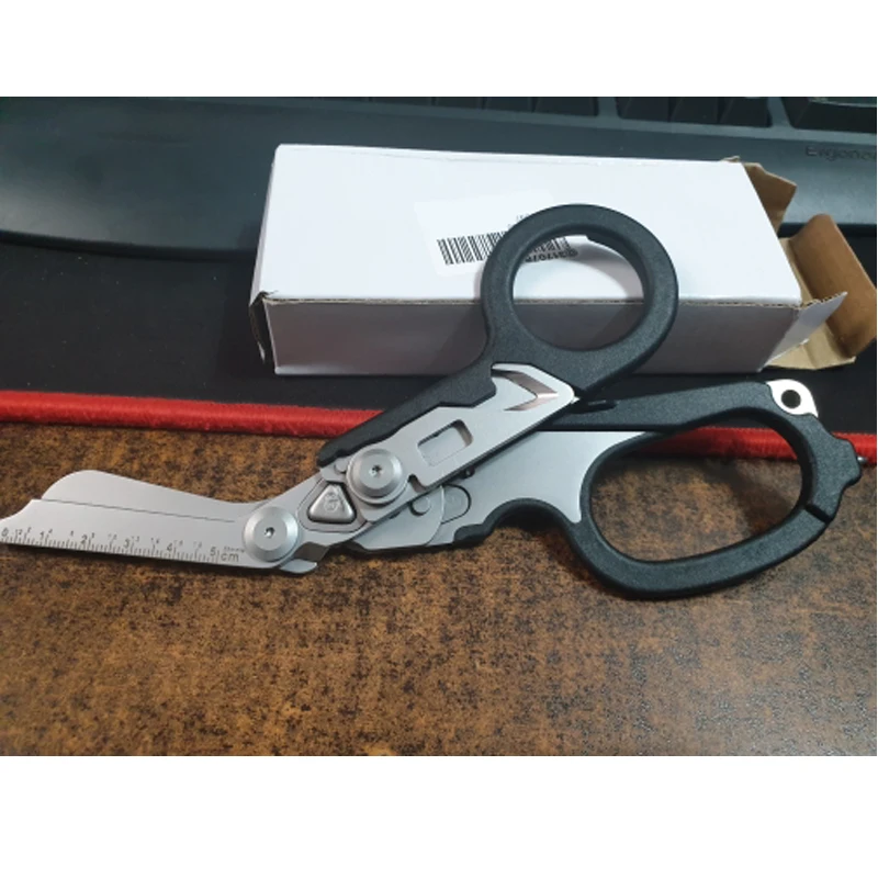 Scissors Multi-Tool Attachment W Box