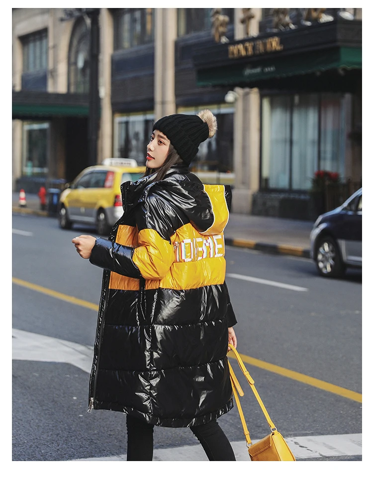 Зимняя новая глянцевая куртка Женская корейская мода с буквенным принтом подходящая по цвету Повседневная свободного размера плюс с капюшоном теплая пуховая хлопковая куртка 271