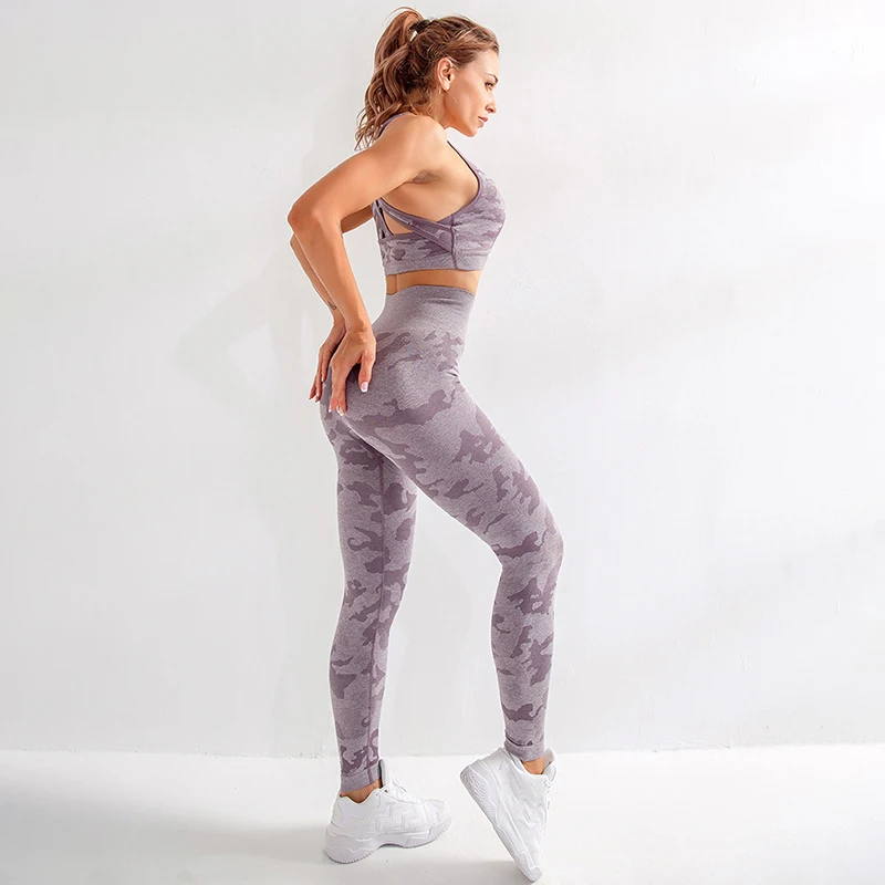 16318815820_772503665