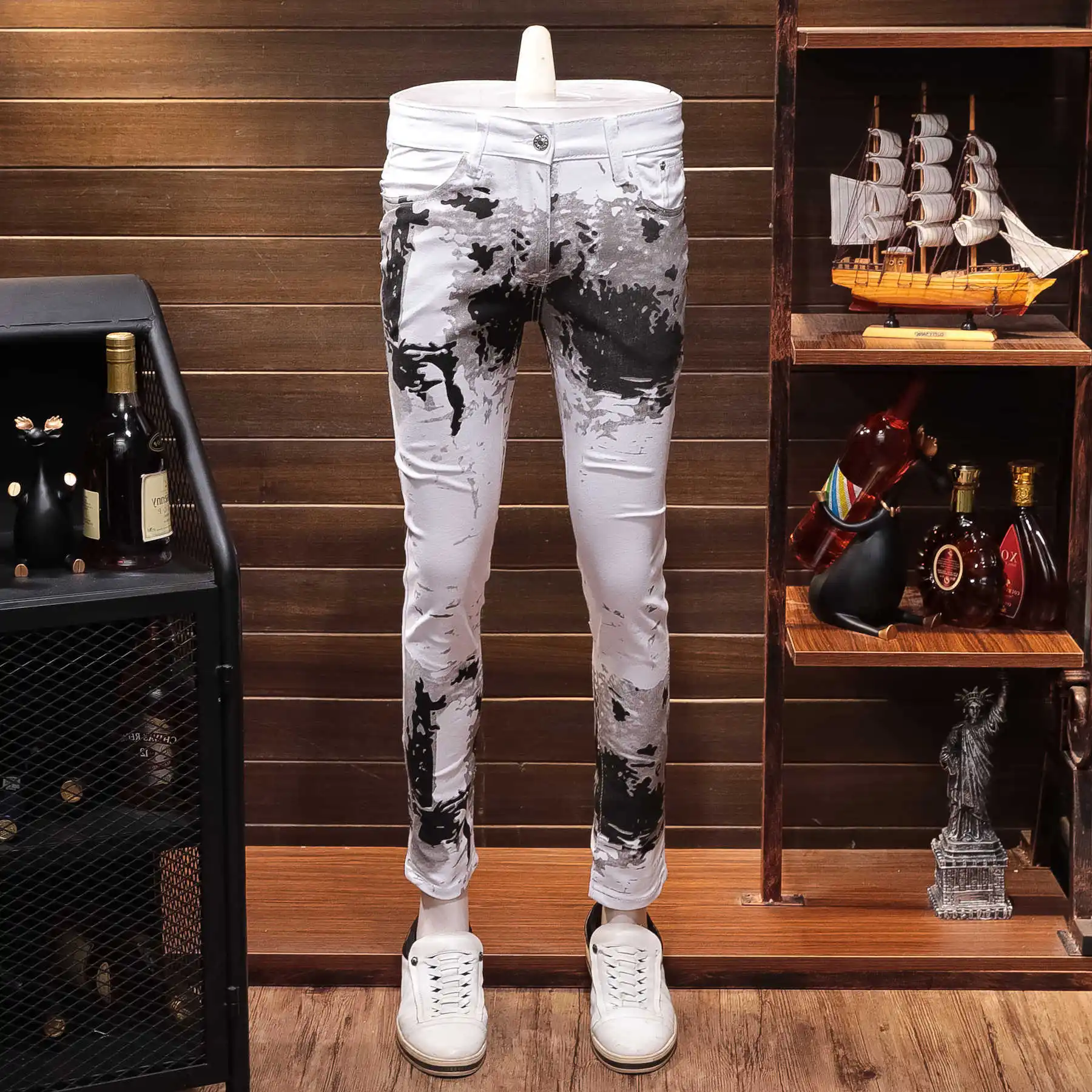 

Autumn White Printing Leisure Time Jeans Man Directly Canister Self-cultivation Elastic Force Personality Long Pants Joker