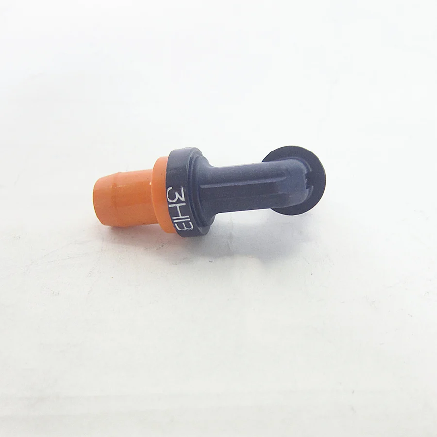 Car Engine PCV Valve LFP7-13-890A Mazda BT-50 Ford C-max Fusion Escape 8S4Z6A666A