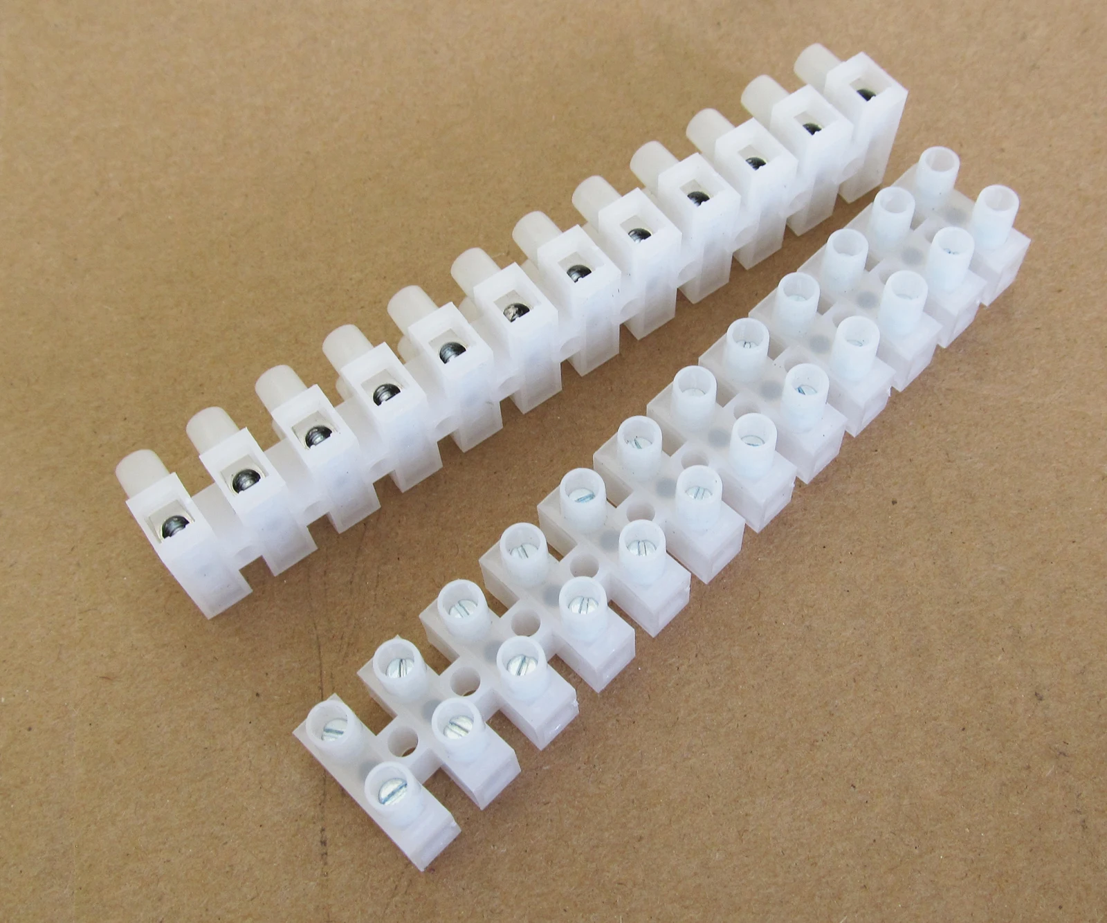 

1pc Wire 12 Position Barrier Terminal Strip Block 450V 30A 22-10 AWG White