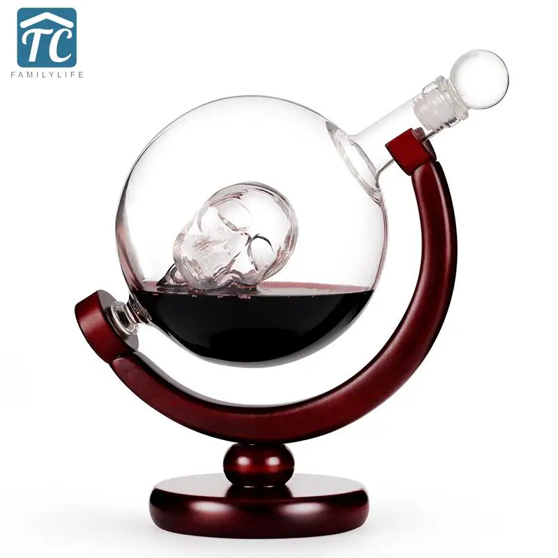 

800ml Whiskey Decanter Skull Wine Bottle Craft Glasses For Liquor Scotch Bourbon Vodka Decanter Wood Stand Glass Bottles Globe