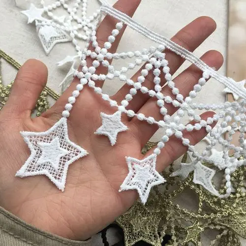 Off white 2 ярдов/партия, Ширина 10,5 см, аксессуары для шитья, Водорастворимая кружевная аппликация в виде звезды, вышитая кружевная отделка с кисточкой - Цвет: Off white