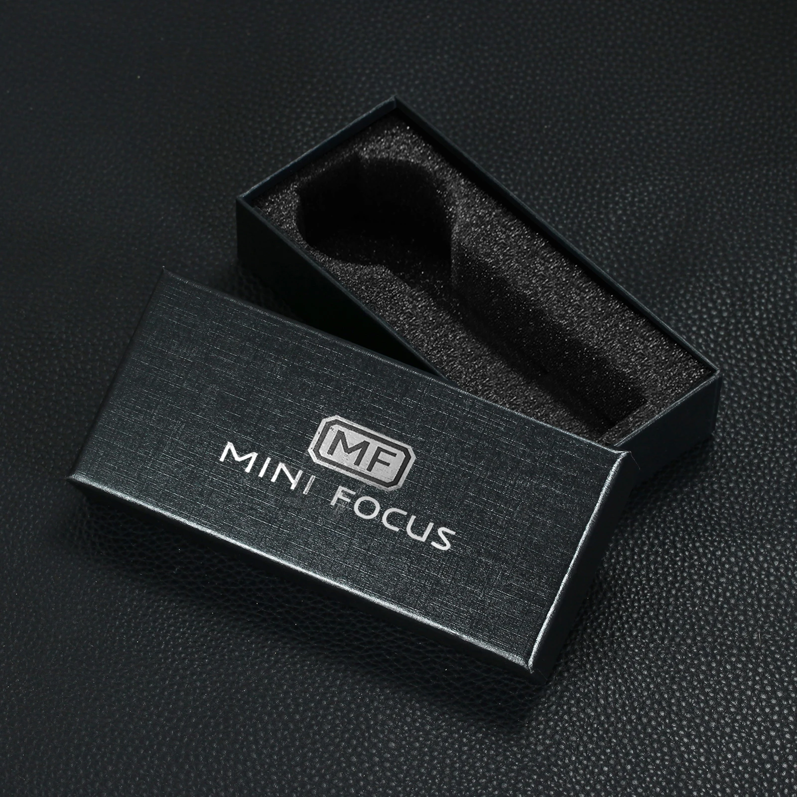 Женские кварцевые часы MINI FOCUS элегантные из нержавеющей стали цвета розового
