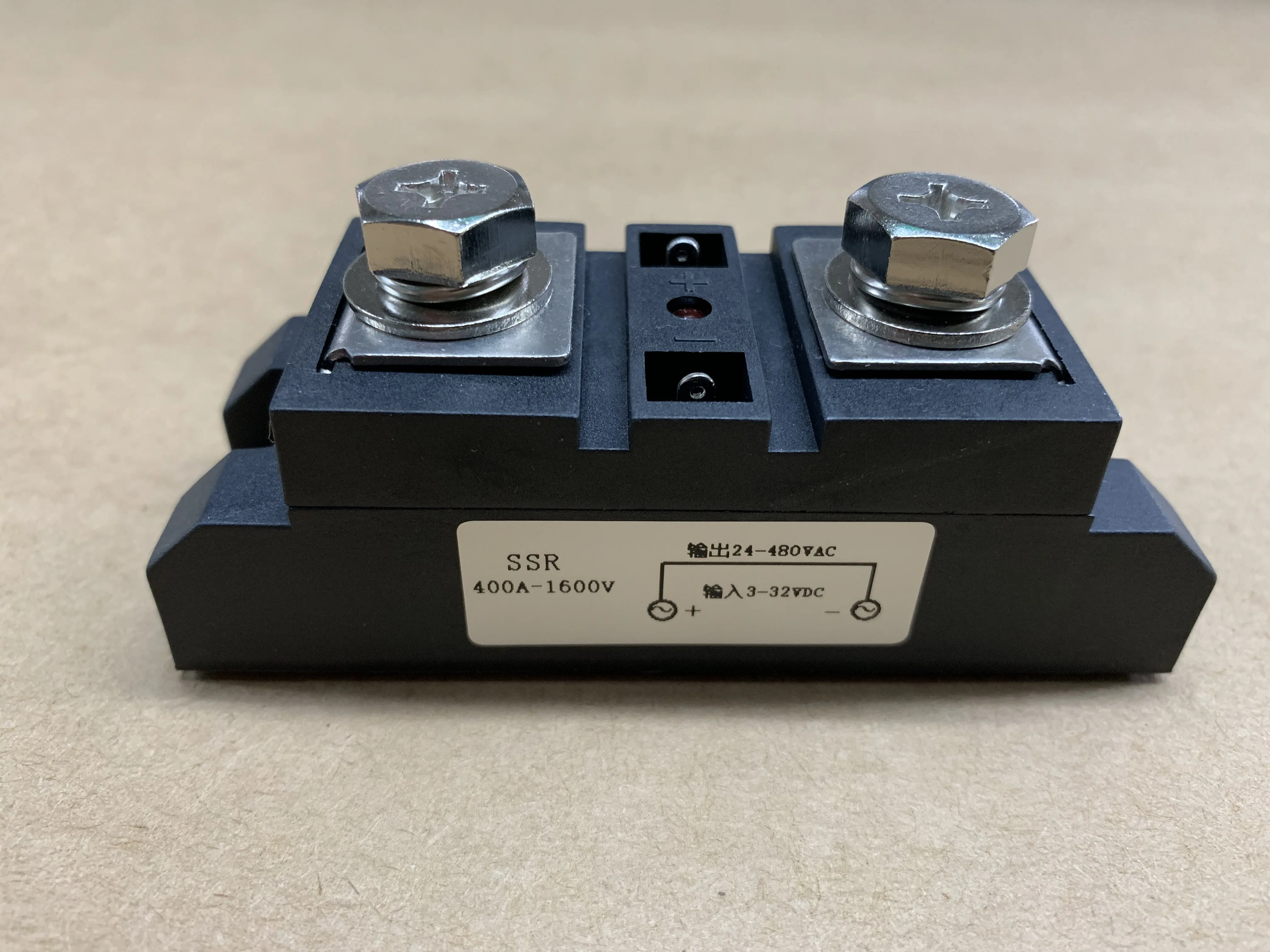 

SSR400A SSR400A-16 SSR400A1600V Новый