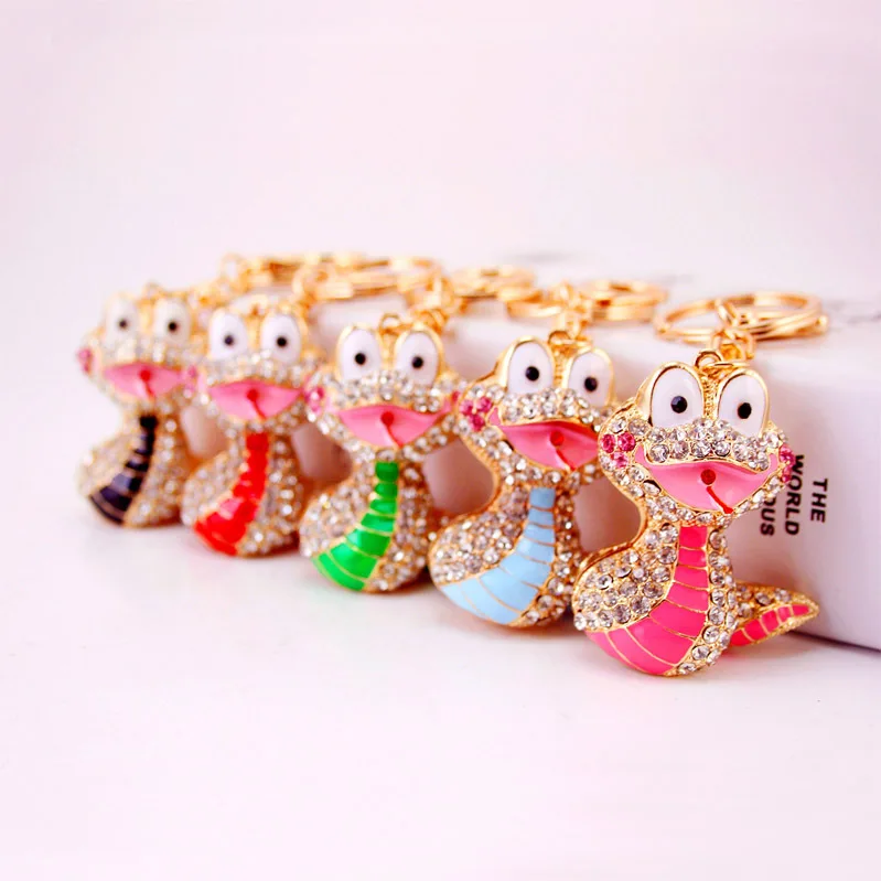 크리 에이 티브 귀여운 오일 드롭 공예 키 체인 작은 선물 조디악 뱀 키 체인 만화 동물 금속 펜던트 열쇠 고리