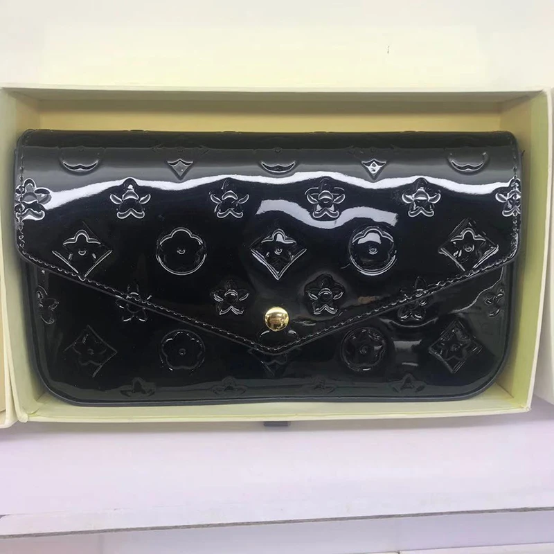 

2020 new old flower women's bag printing chain bag one shoulder slant span three in one patent leather small bag mini small squa