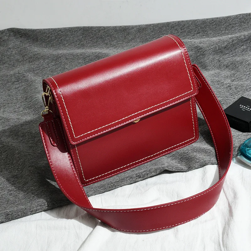 

Korean-style Stereo Stereotypes Simple Square Sling Bag Car Suture Magnetic Snap Shoulder Oblique WOMEN'S Bag