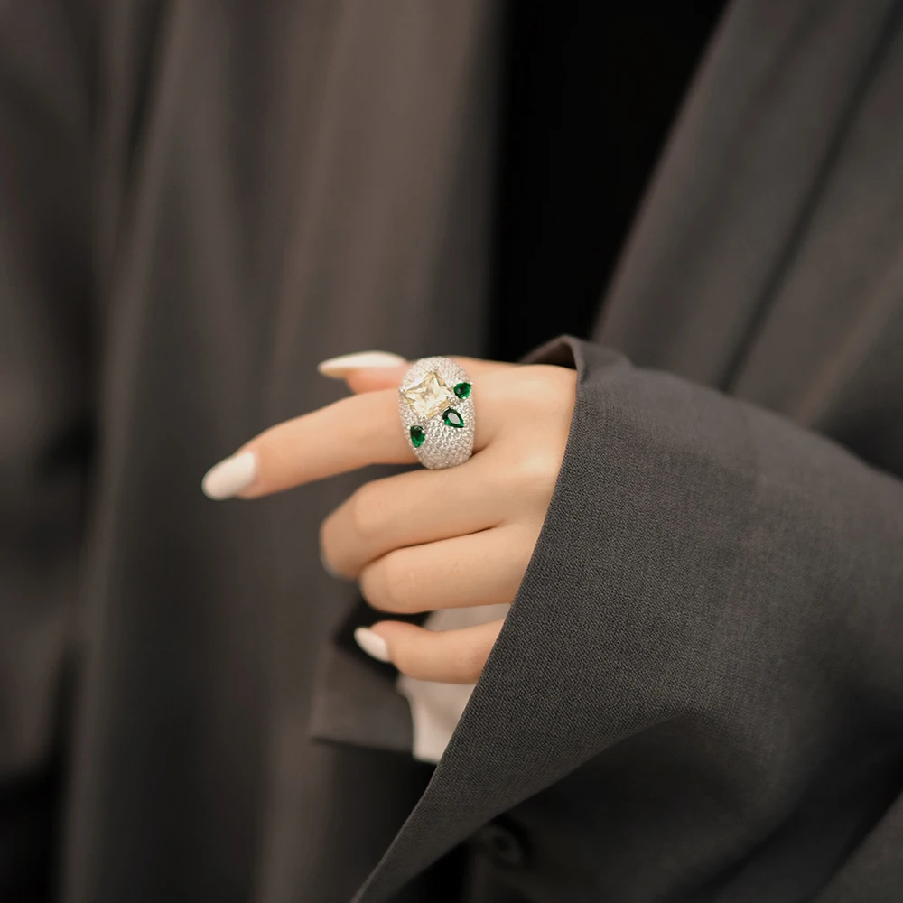 

Amorita boutique Leaf square full drill design delicacy Luxry Series Zircon ring