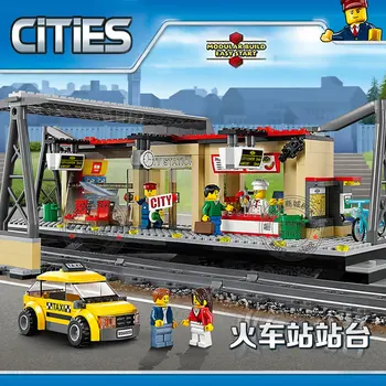 

LP 02015 CITY Train Station Building with Taxi and Rail Track Pieces Bus Station Compatible 60050 Toys for children Gift