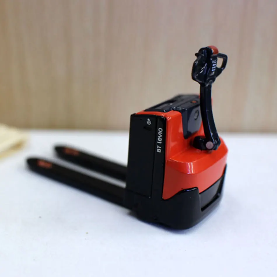 Empilhadeira e bt Modelo de Metal Levio Staxio Pálete Empilhadeira Carro Elétrico Simulação Engenharia Transporte Veículo 1 - 24 bt 4 Cheap Kits de modelo de construção