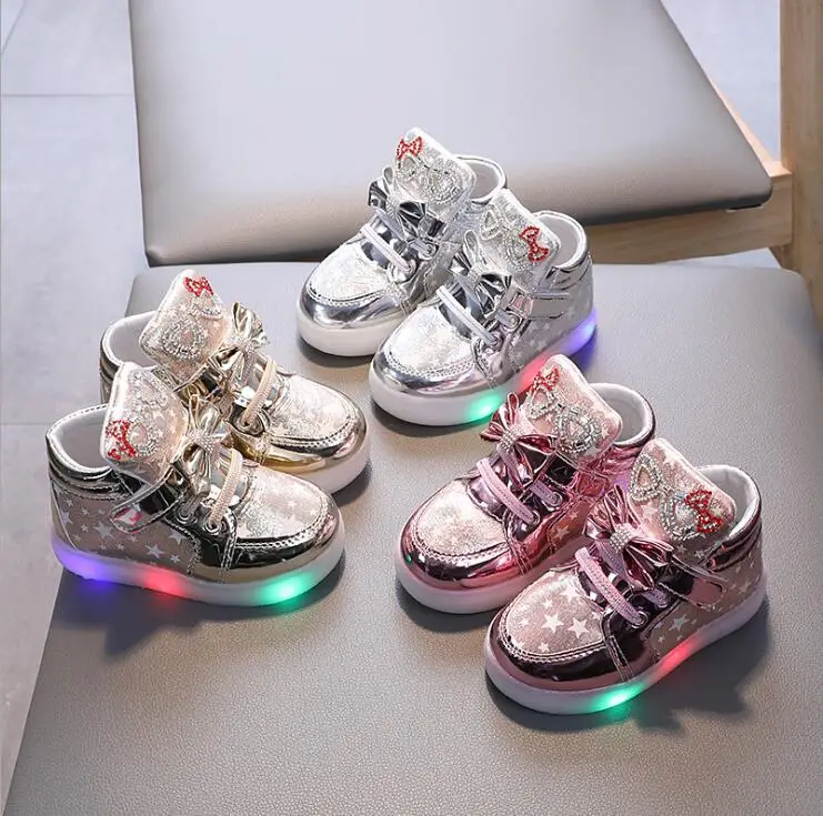 Fashion Baby Girls Shoes With Light Rhinestone Toddler Children LED