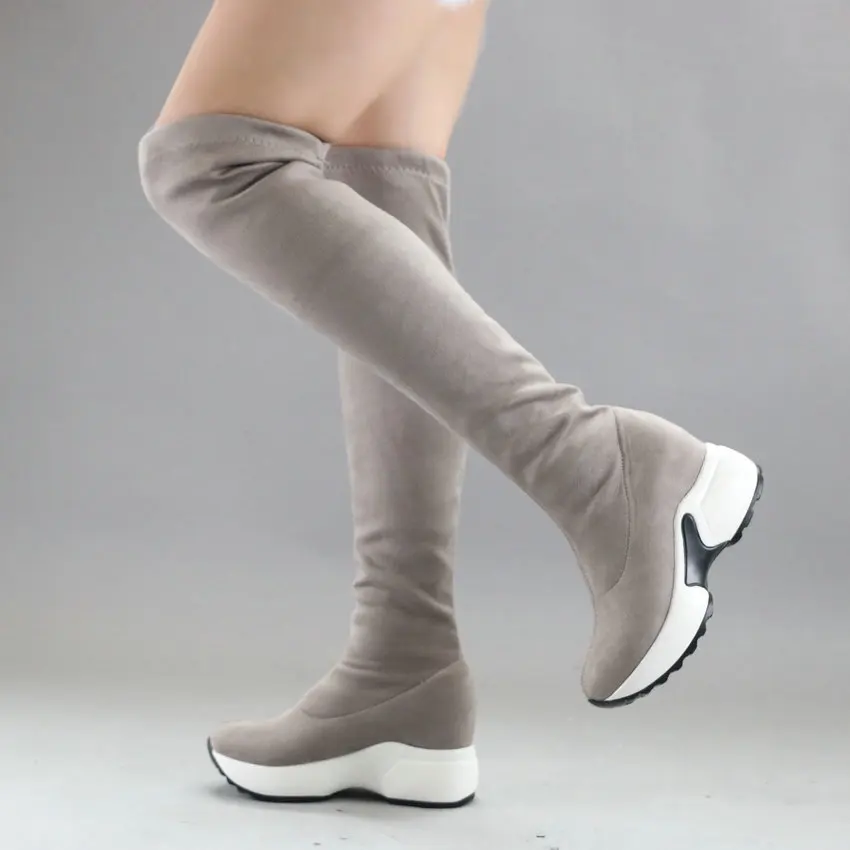 light-gray QUTAA г. Теплая меховая женская обувь на танкетке с круглым носком сапоги выше колена из эластичной ткани Повседневные высокие сапоги осень-зима размер 34-43 - Цвет: light-gray