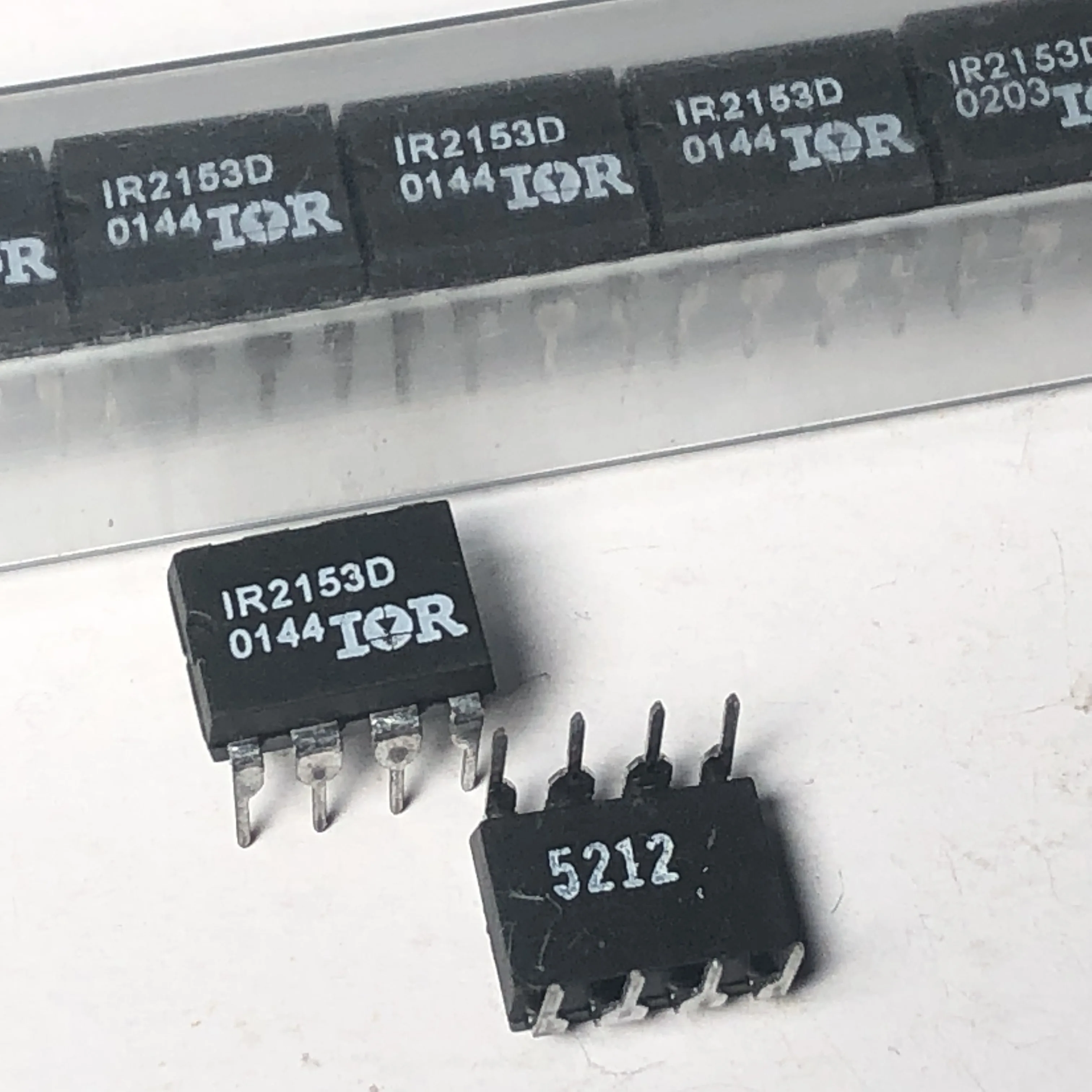 IR2153D IR2153 2153 DIP-8P 10 шт./лот