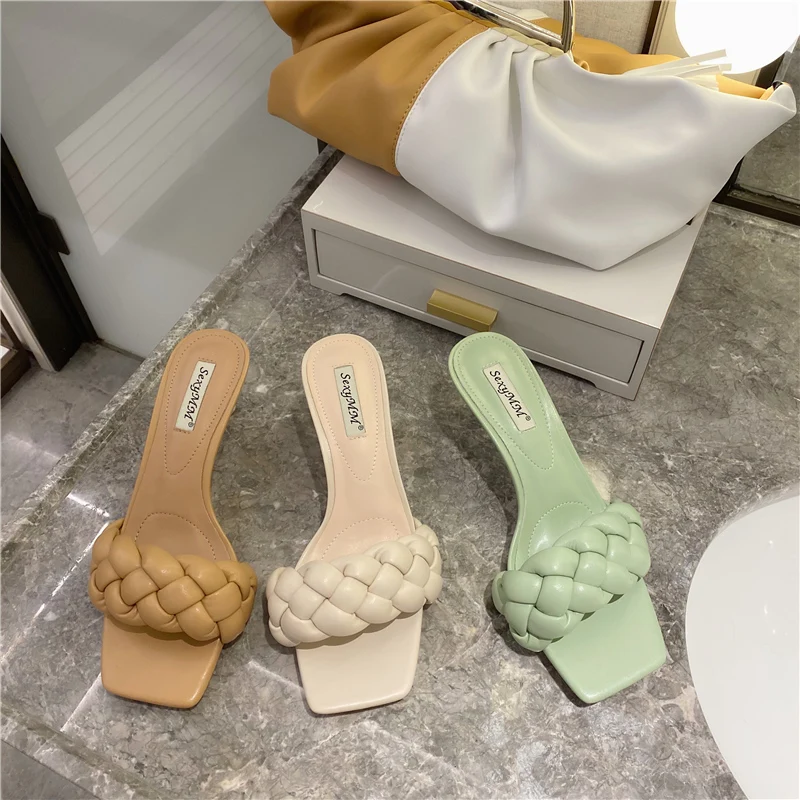 

2020 New Designer Weave Women Slippers Mules Sweet Ladies Green Thin High Heels Slippers Open Toe Summer Outdoor Slides Shoes