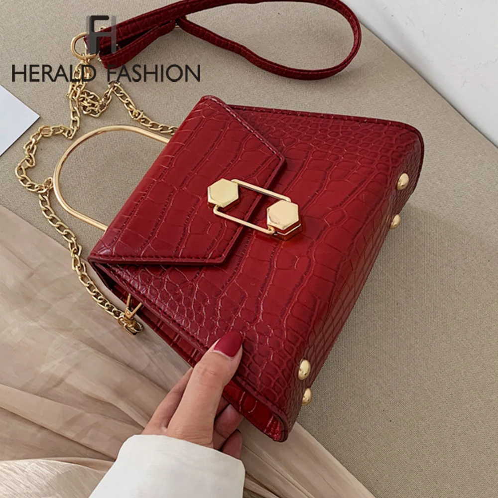 

Crocodile Pattern PU Leather Saddle Bag For Women 2020 Small Solid Color Shoulder Messenger Bag Female Retro Crossbody Handbags